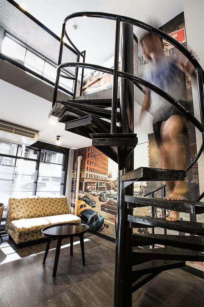 The Blocks Hostel Sukhumvit 10 Bangkok Exterior photo