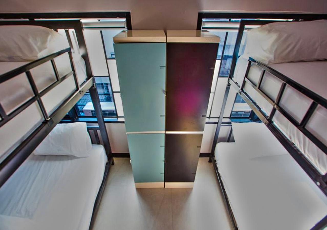 The Blocks Hostel Sukhumvit 10 Bangkok Exterior photo