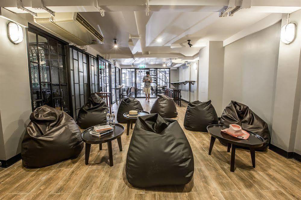 The Blocks Hostel Sukhumvit 10 Bangkok Exterior photo